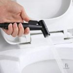 Douchette WC design en inox