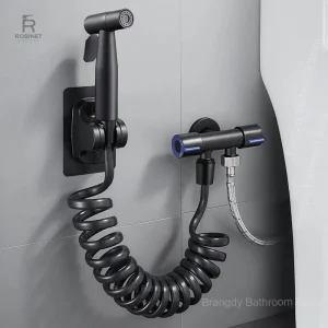 Douchette wc mural, solution pratique pour salle de bain
