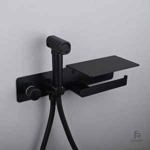 Accessoire de douchette WC pour confort et propreté