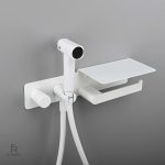 Douchette WC moderne, idéale pour un usage quotidien