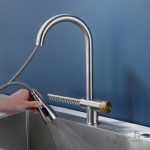 Robinet de cuisine design, bec flexible