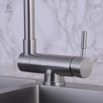 Accessoire de cuisine pratique avec design moderne en chrome