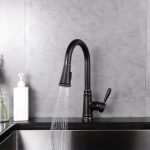 Mitigeur de cuisine avec douchette pour un usage pratique