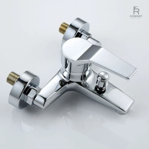 Robinet de douche élégant avec finition chromée