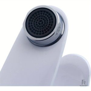 Mitigeur de salle de bain blanc pour une décoration chic