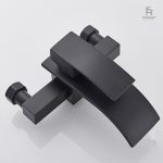 Robinet de douche élégant en finition noire