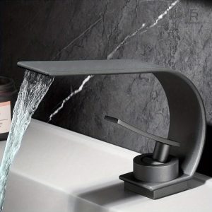 Mitigeur salle de bain à effet cascade