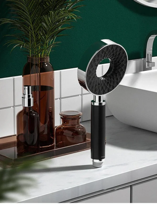 Équipement de salle de bain, pommeau anti-calcaire élégant