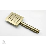 Pommeau de douche doré pour une touche luxueuse