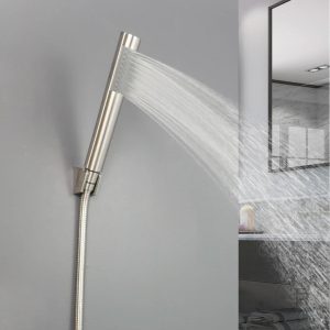 Pommeau de douche chrome pour un jet puissant