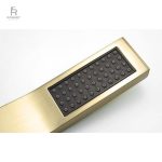 Douche haute pression avec design rectangulaire moderne