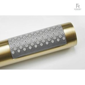 Pommeau de douche doré avec finition haut de gamme