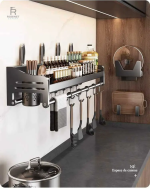 Rangement mural de cuisine pratique et fonctionnel