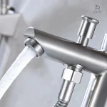 Douchette pratique pour baignoire élégante