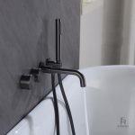 Design moderne de robinet baignoire pour une salle de bain raffinée