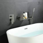 Robinet à jet d'eau pour baignoire