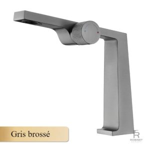 Robinet lavabo à effet cascade original et pratique