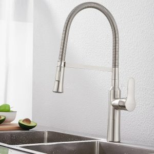 Robinet cuisine avec douchette pratique et élégante