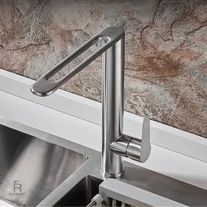 Robinet en acier inoxydable pour cuisine moderne