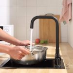 Robinet cuisine design avec mouvement à 360 degrés