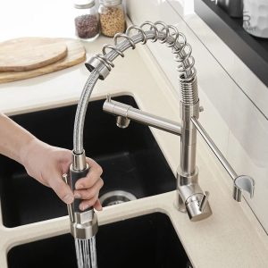 Douchette pivotante pour robinet de cuisine