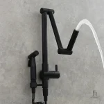 Robinet rabattable avec fonction pratique de douchette