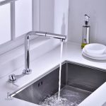 Robinet rabattable pour petit évier de cuisine
