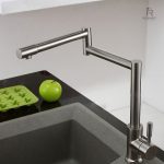 Robinet de cuisine pratique avec bec pivotant