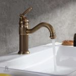 Robinet de lavabo bronze style antique