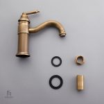 Style rétro pour robinet de salle de bain