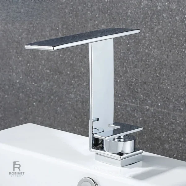 Robinet de toilette à technologie anti-calcaire