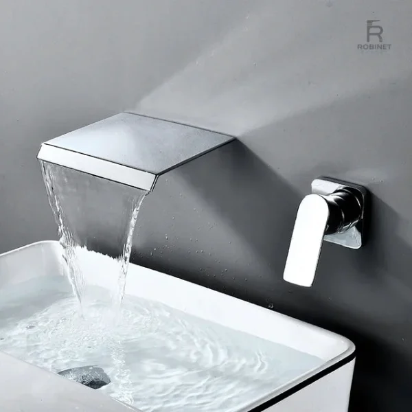 Robinet lavabo au design en cascade chic
