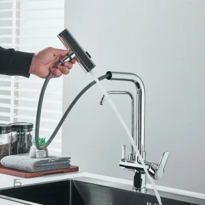 Robinet à évier cuisine design en chrome brillant