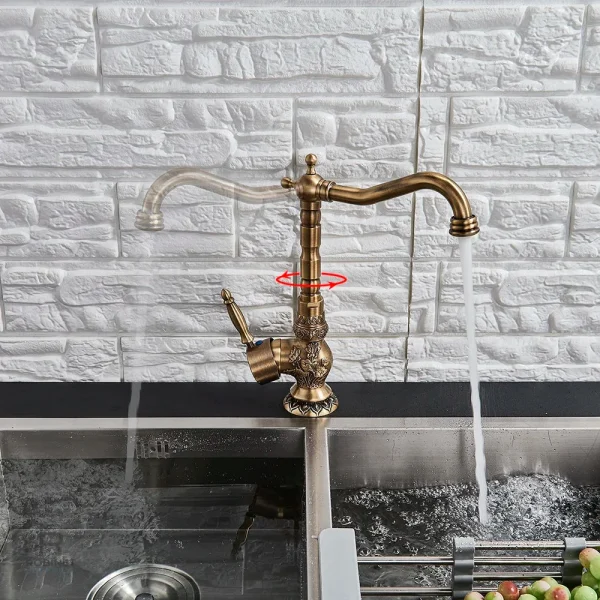 Robinet évier cuisine avec finition classique et design raffiné