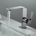 Robinet lavabo avec options d'eau chaude et froide