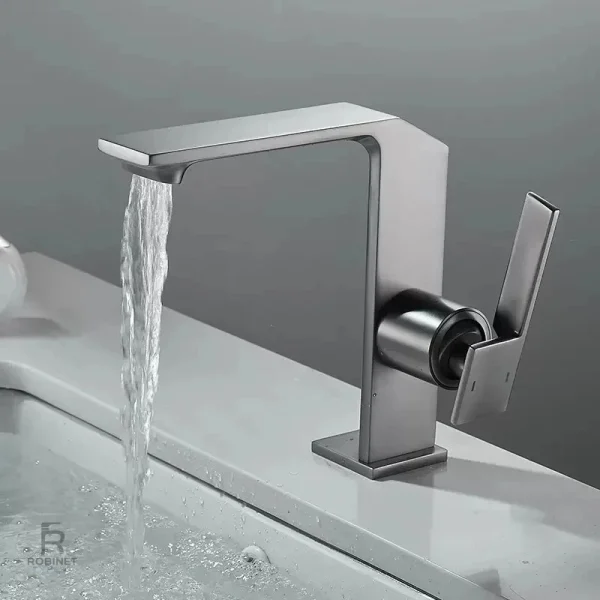 Robinet lavabo avec options d'eau chaude et froide
