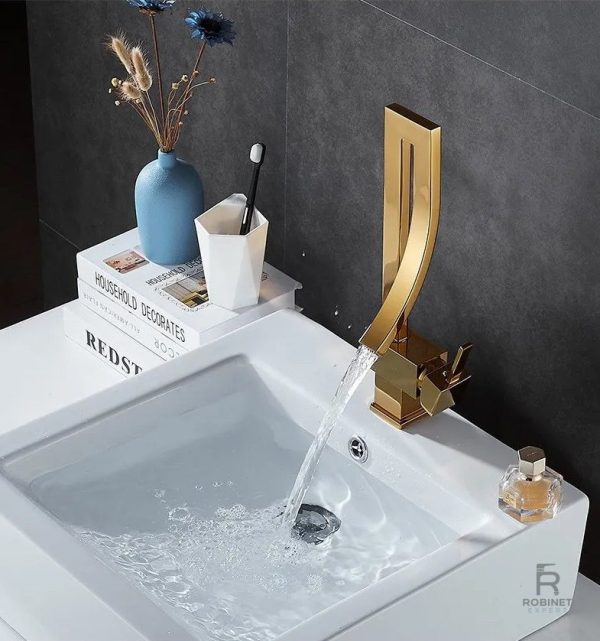 Robinet lavabo à bec élevé pour un style raffiné