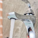 Robinet lavabo avec ergonomie optimale