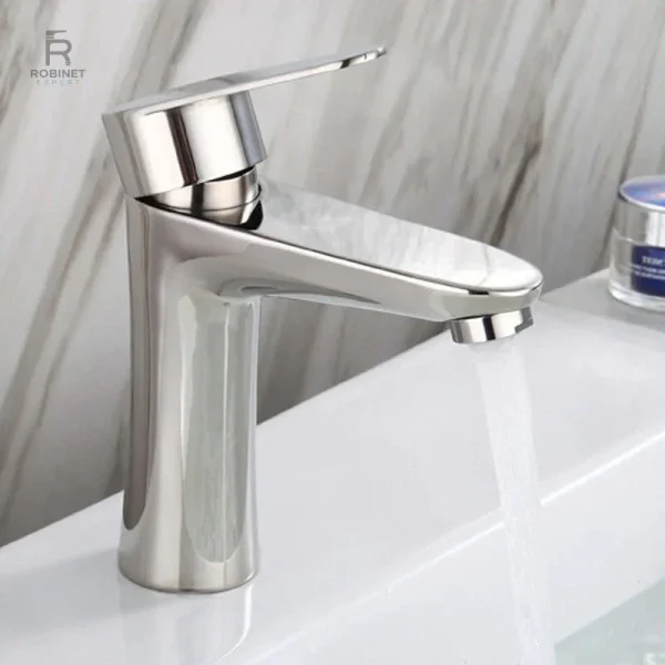Robinet Feel, accessoire essentiel de salle de bain