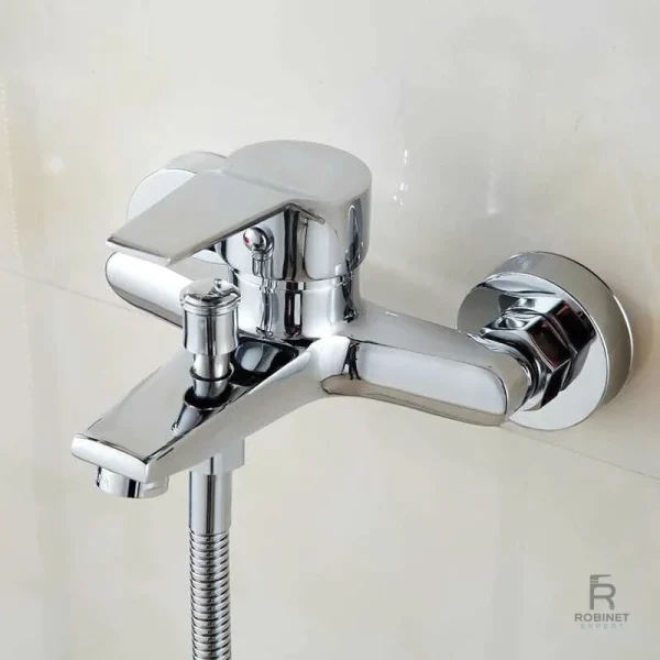 Design moderne pour robinet de salle de bain