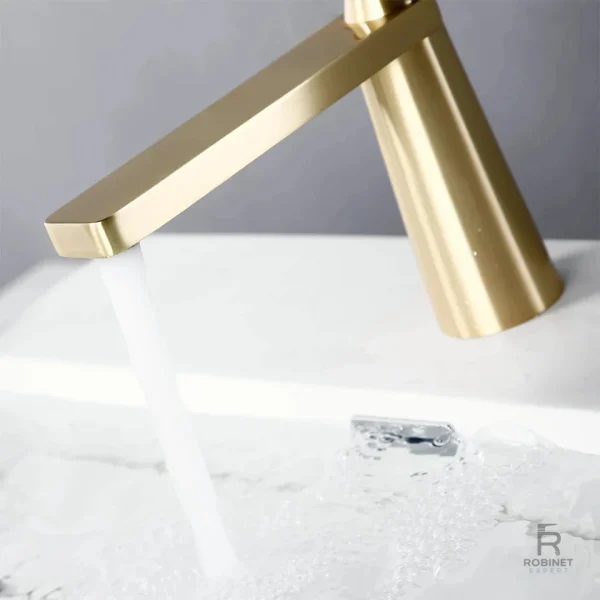 Mitigeur élégant Aqua pour lavabo