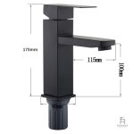 Mitigeur noir avec effet cascade pour un style contemporain