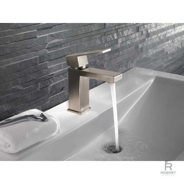 Robinet de salle de bain, finition brillante et contemporaine