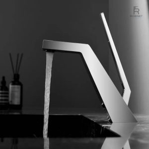 Robinet mitigeur pour salle de bain en finition chrome