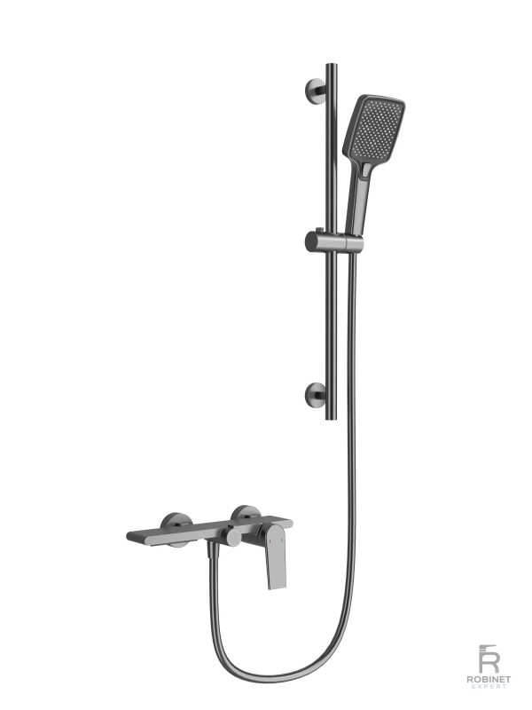 Fontaine pour baignoire avec robinet mural pratique