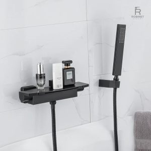 Robinet mural pour baignoire moderne