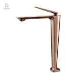 Robinet pour lavabo à la silhouette épurée