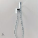 Accessoire de salle de bain, robinet douchette pour WC