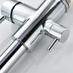 Robinet classique pour évier de cuisine moderne