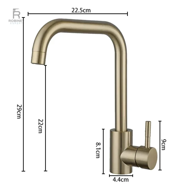 Robinet de cuisine doré, ajout chic pour votre évier
